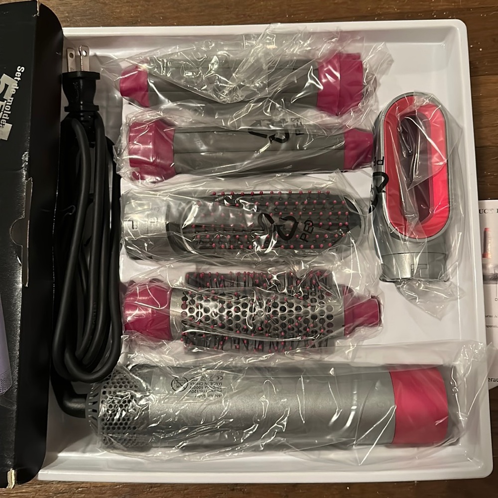 Airstyle 5 in 1. Never used but do not want. Originally $160 selling for $100.00